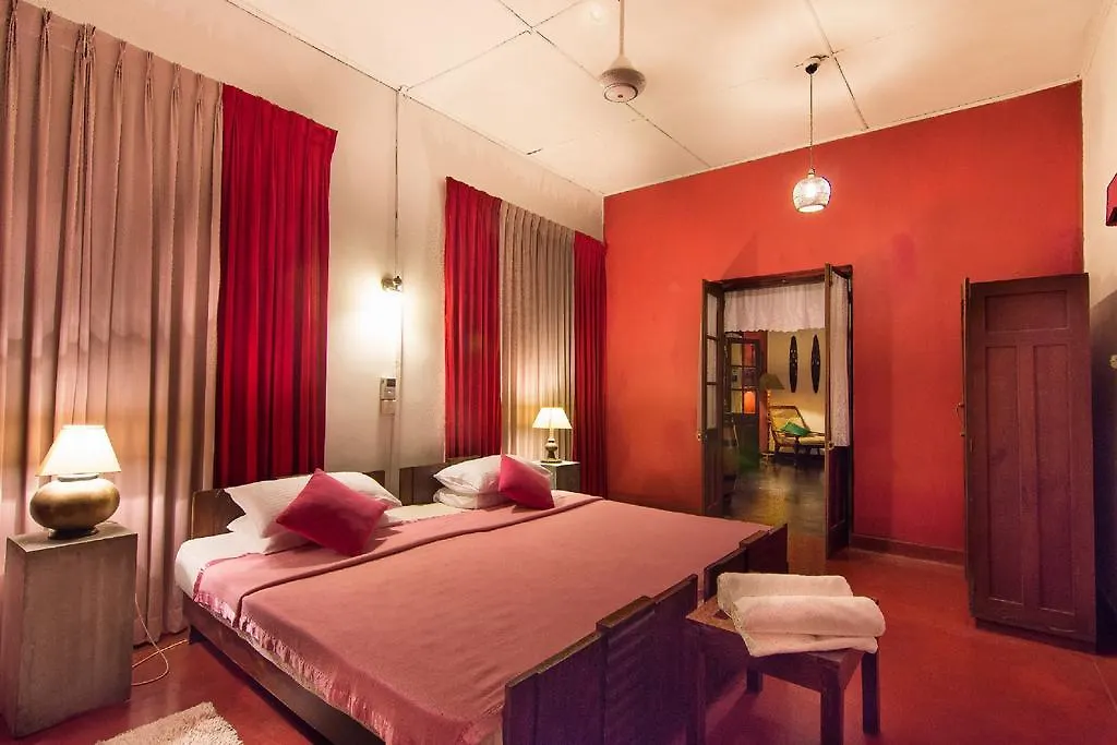The Kandyan Manor By Bhathiya & Suzy Homestay Kandy